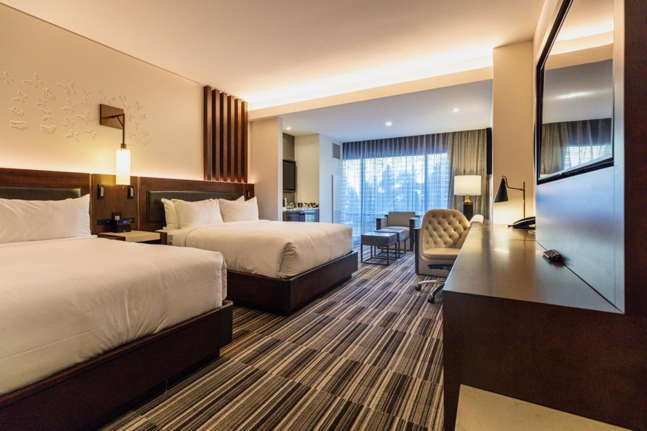 Monarch Casino Resort Spa Блек Хоук Екстериор снимка