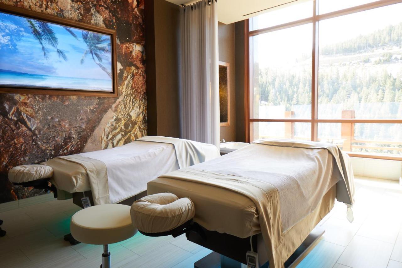Monarch Casino Resort Spa Блек Хоук Екстериор снимка