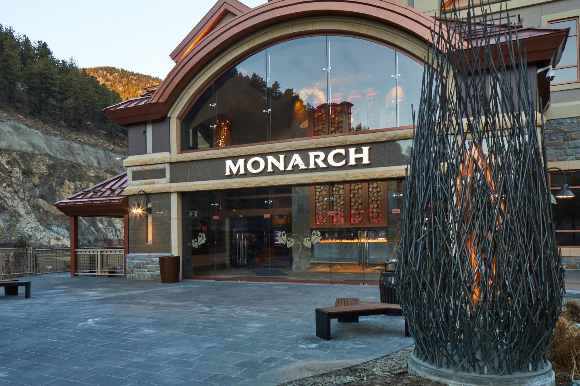 Monarch Casino Resort Spa Блек Хоук Екстериор снимка